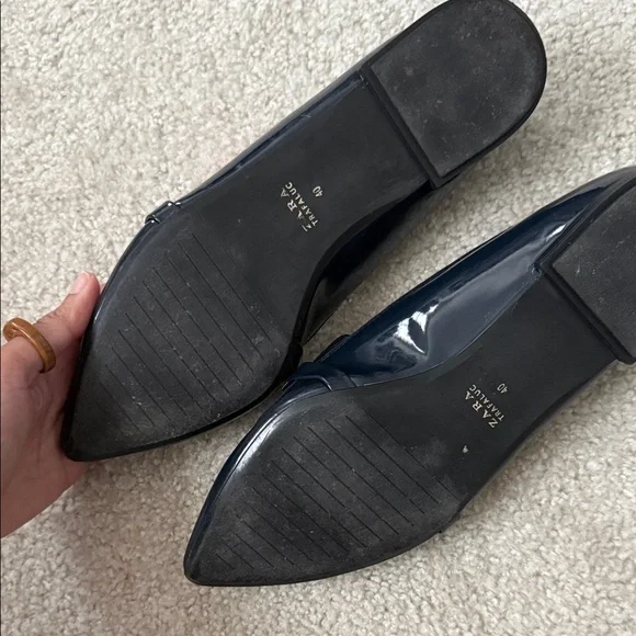 Zara Women's Navy Loafers with Gold Accent size 40 - Picture 2 of 7